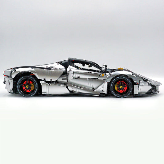 1: 8 LaFerrari C6 Sportcar, Customized Metal Silver, Fully Detailed Simulation, The Ultimate Collectible, None-Remote Controlled (4739Pcs)