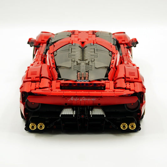 1: 8 Alfa Romeo 33 Stradale Supercar, Pearlescent Red Paint Customized Version (3861 Pcs)