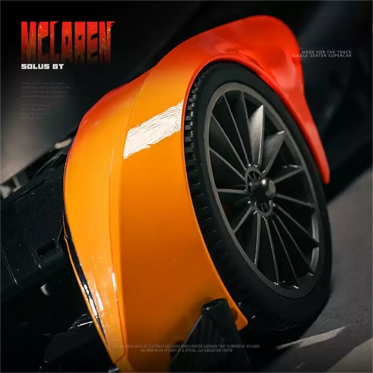 McLaren Solus-GT Building Set β Spray Gradient Finish, Exclusive Molded Accessories, and Ultimate Craftsmanship (2135 Pcs)