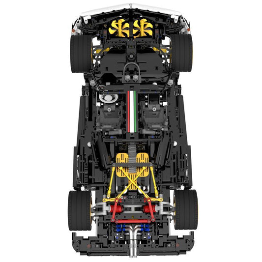 1: 8 Pagani Huayra White Italy Concept Ultimate Edition (4708 Pcs)
